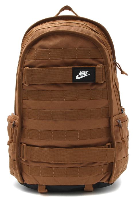 mochila de couro da nike com vários compartimentos